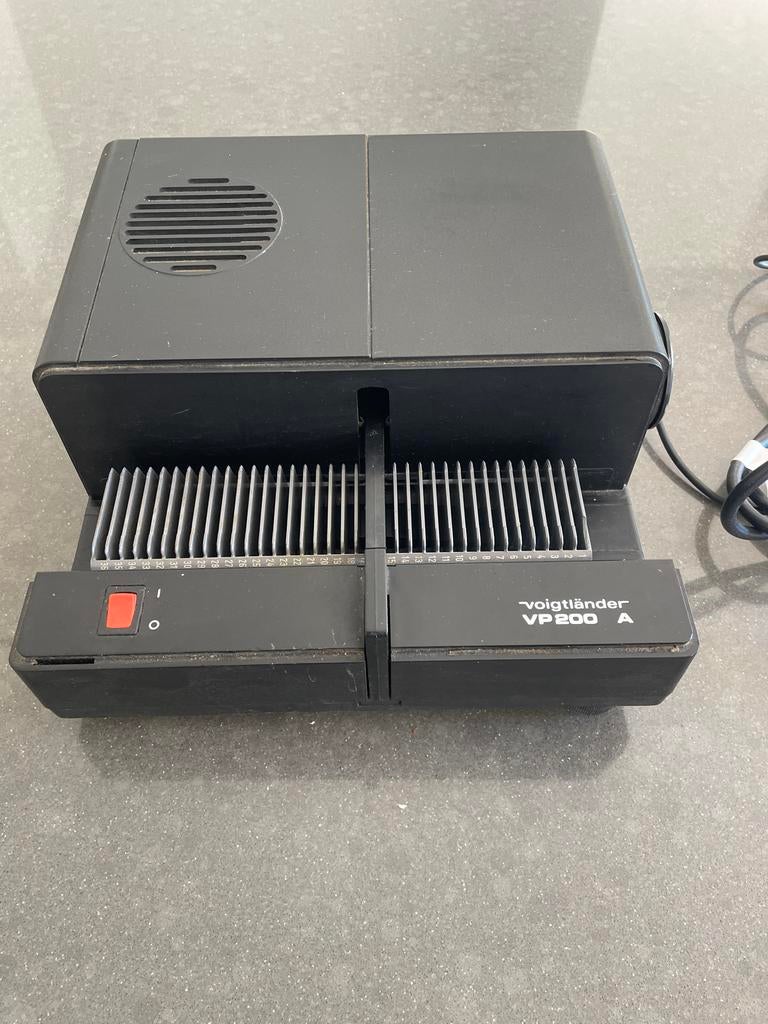 Voigtländer VP 200 A Diaprojector met Afstandsbediening, Audio, Tv en Foto, Diaprojectors, Ophalen of Verzenden, Gebruikt