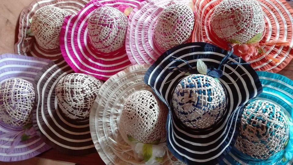 Partij 150 hoeden gemixte kleuren modellen Koningsdag handel, Ophalen, Nieuw, One size fits all