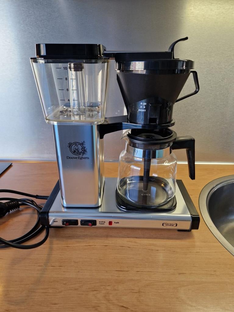 ☕️ Douwe Egberts ✅️ moccamaster ⚠️ ZEER NETJES  ⚠️, Gebruikt, Koffiemachine, Gemalen koffie, Ophalen of Verzenden