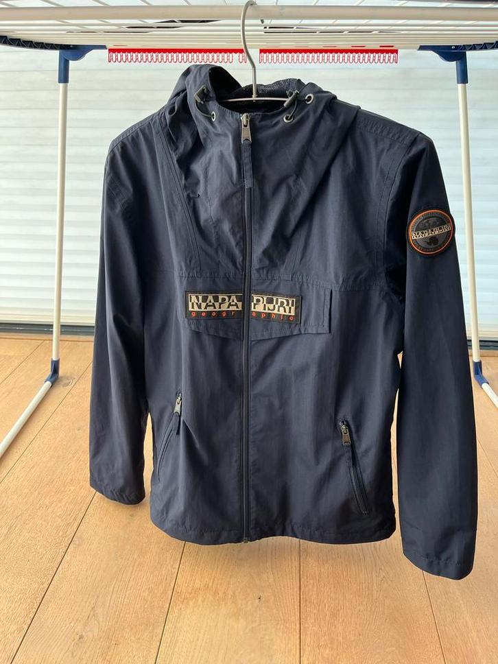 Napapijri Geographic Jas - Donkerblauw mt s, Kleding | Heren, Jassen | Zomer, Nieuw, Maat 46 (S) of kleiner, Blauw, Ophalen of Verzenden