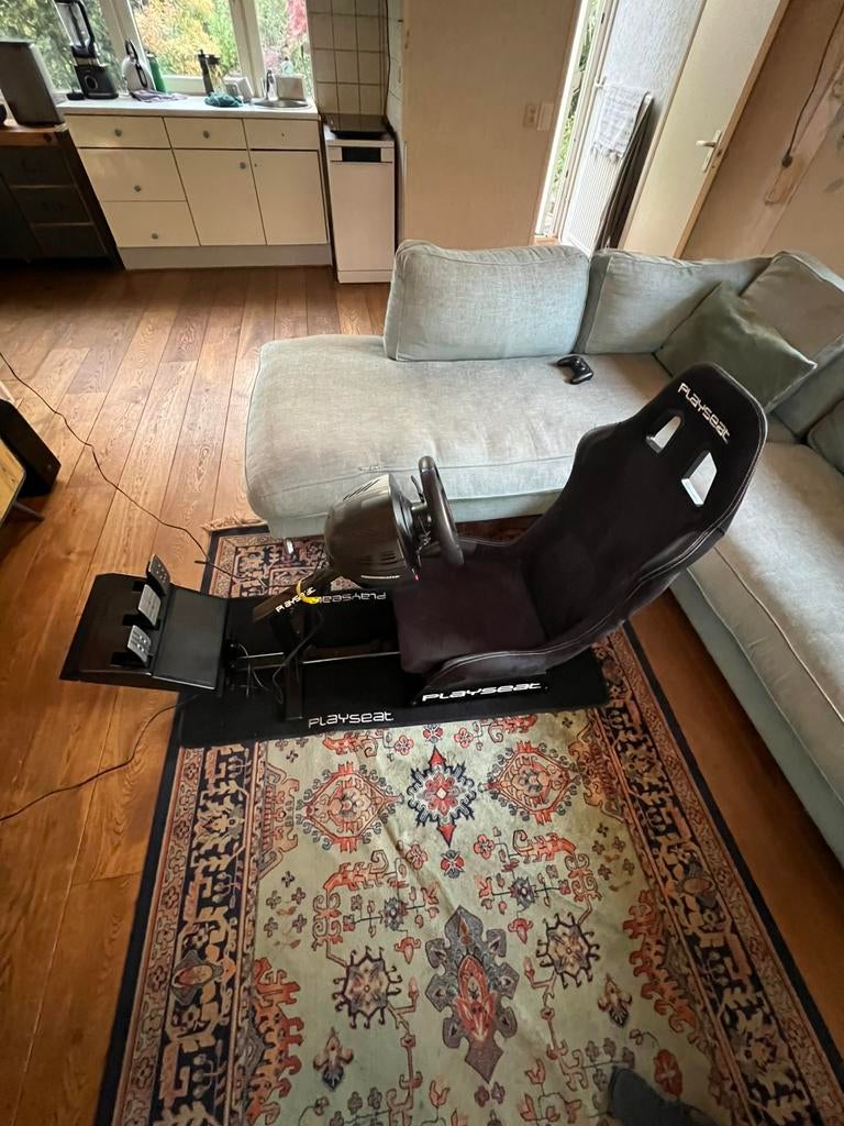 Thrustmaster T300RS GT + Playseat+mat – complete simrace set, Spelcomputers en Games, Ophalen, Zo goed als nieuw, Playseat of Racestoel