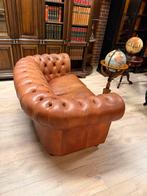 Originele Chesterfield 2-zits bank in cognac leer, Ophalen, Gebruikt, Gosemengelsstraat, Info@chesterfieldjunkie.nl