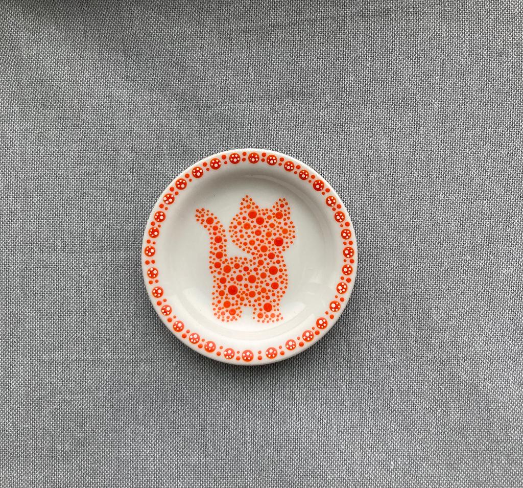 Theetipjes 9 cm doorsnee poes kat moederdag, Nieuw, Ophalen of Verzenden, Bord(en), Overige stijlen