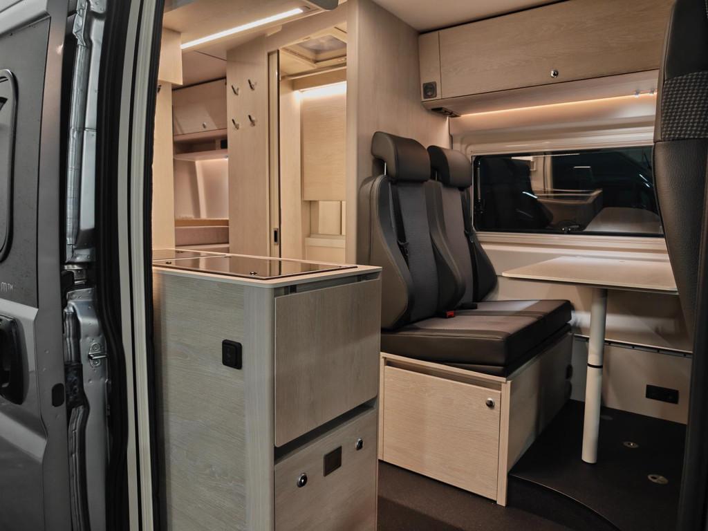 Tourne Mobil 6.0 Cruise 2.2 BlueHDI 180PK AUTOMAAT - ALL SEA, Caravans en Kamperen, Campers, Buscamper of Camperbus, Airconditioning