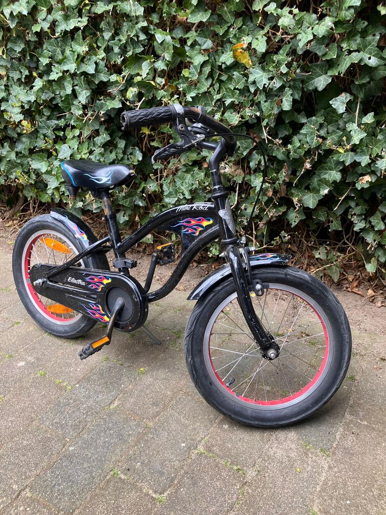 Electra Mini Rod Kinderfiets - Zwart met vlammen, Ophalen, Gebruikt, Minder dan 16 inch