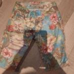 104 korte broek, Kinderen en Baby's, Kinderkleding | Maat 104, Verzenden, Zo goed als nieuw, Meisje, Broek