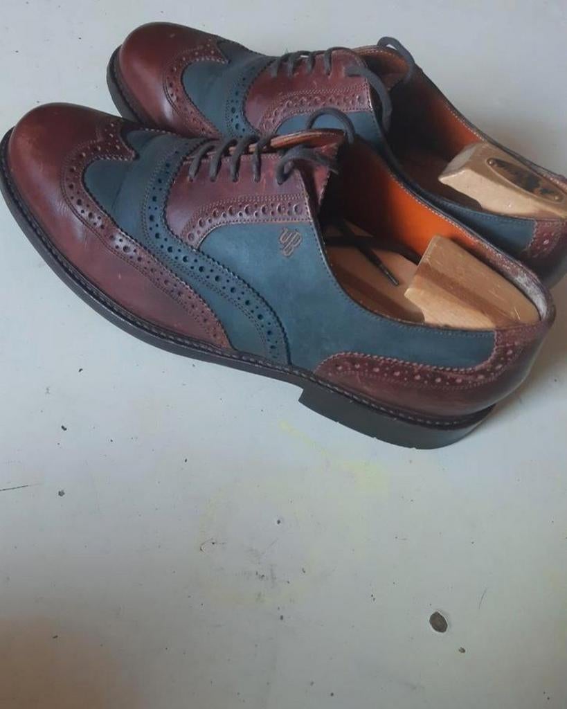 Van bommel  43 1/2, Ophalen of Verzenden, Gedragen, Overige kleuren