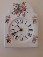 Klok stenen wandklok, Ophalen, Gebruikt, Analoog, Wandklok