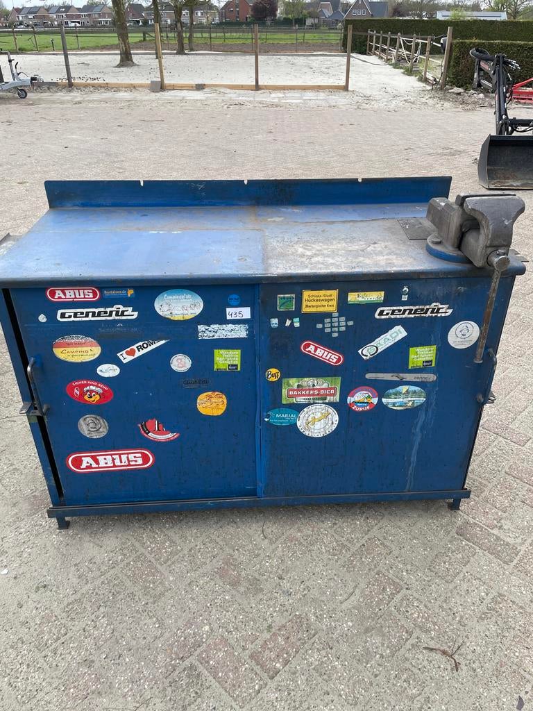 Robuuste stalen werkbank met zware bankschroef, Ophalen, Gebruikt, 120 tot 170 cm, Bankschroef