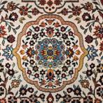 Nieuw vintage oosters tapijt floral design, ., Crème, Ophalen of Verzenden, 200 cm of meer