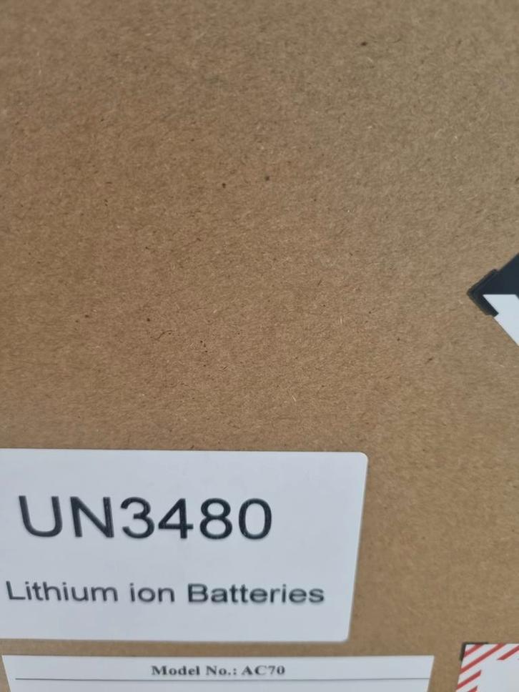 Powerbank - Nieuw! Bluetti AC70 ideaal voor camperen., Computers en Software, Accu's en Batterijen, Ophalen of Verzenden