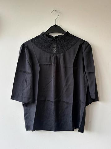 Ruby Tuesday donkerblauwe top/tuniek met kant mt 1 (S/36) beschikbaar voor biedingen