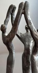 Artihove Sculptuur Ammerlaan Corry samenwerking op niveau.N2, Ophalen of Verzenden, Brons