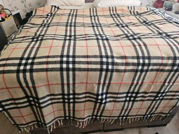 Burberry plaid woondeken origineel  beschikbaar voor biedingen
