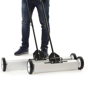 Magneet bezem - Magnetar - Actie - 60 en 90 cm beschikbaar voor biedingen