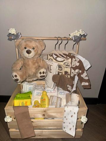 Babygift box beschikbaar voor biedingen