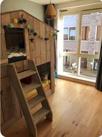Stapel bed / boomhut speelhuis van zomerzoen, Ophalen, Zo goed als nieuw, Hoogslaper