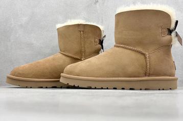 UGG boots Mini Bailey Bow II-Laars Dames  beschikbaar voor biedingen