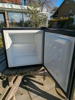 Minivriezer Salora, Minder dan 85 cm, Ophalen of Verzenden, Met vriesvak, Minder dan 75 liter