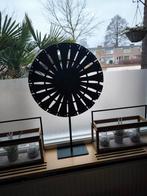 Houten decoratiewiel op metalen voet, Ophalen of Verzenden, Zo goed als nieuw