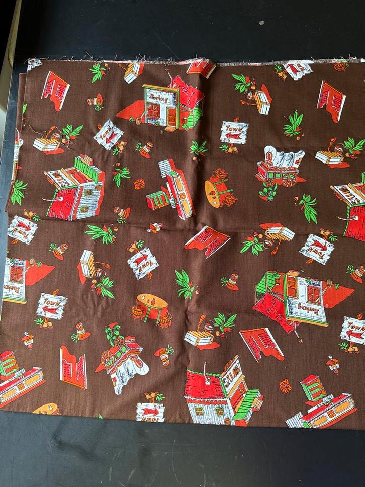 Vintage Lapje Stof - Western Thema, Hobby en Vrije tijd, Stoffen en Lappen, Gebruikt, Katoen, 30 tot 120 cm, 30 tot 200 cm, Bruin
