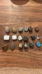 Stenen ketting hangetjes, Overige merken, Zo goed als nieuw, 4 bedels of meer, Met strass