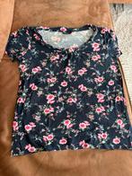 Shirt met roosjes, Maat 38/40 (M), Ophalen of Verzenden, Korte mouw, Gedragen