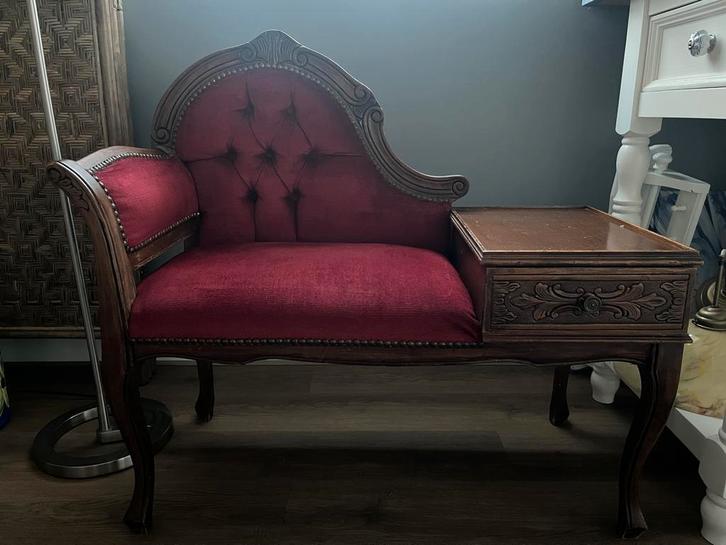 Telefoonbankje met rode velours bekleding, Antiek en Kunst, Antiek | Meubels | Stoelen en Banken, Ophalen