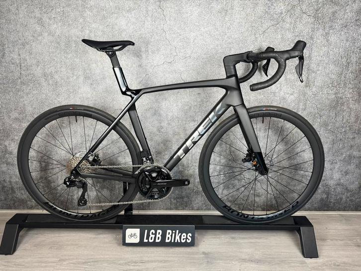 Nieuw! Trek Madone SL6 XL Shimano 105 Di2 2x12 Carbon wielen, Fietsen en Brommers, Fietsen | Racefietsen, Nieuw, Heren, Overige merken