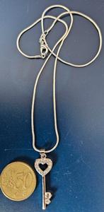 925 ketting met sleutel met steentjes, Met hanger, Nieuw, Ophalen of Verzenden, Zilver