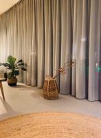 Gordijnen - Lichtgrijs- vitrages, Huis en Inrichting, Stoffering | Gordijnen en Lamellen, 200 cm of meer, 150 tot 200 cm, Ophalen of Verzenden