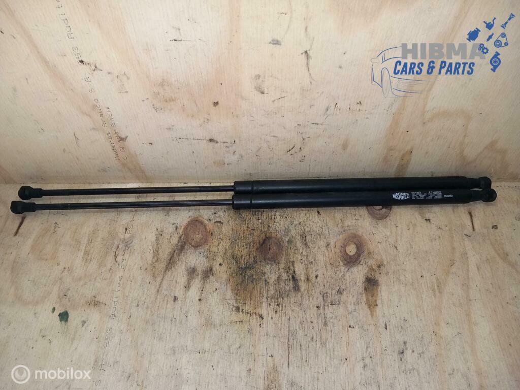 Renault Laguna Estate III Gasveer Kofferklep GS1327 07 - 14, Auto-onderdelen, Klein materiaal, Gebruikt, Ophalen of Verzenden