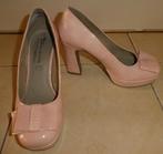 Tamaris pumps maat 38 trouwpumps burlesque 60's stijl ZGAN, Pumps, Verzenden, Zo goed als nieuw, Roze