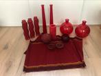 Rode accessoires vaasjes, kaarsen ect., Minder dan 25 cm, Overige materialen, Zo goed als nieuw, Ophalen