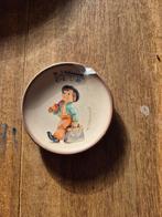 Vintage M.J. Hummel Club Schoteltje, Ophalen of Verzenden