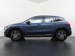 Mercedes-Benz GLA-klasse 250 e Luxury Business Solution Limi, Auto's, Stof, 16 kWh, Blauw, Bedrijf