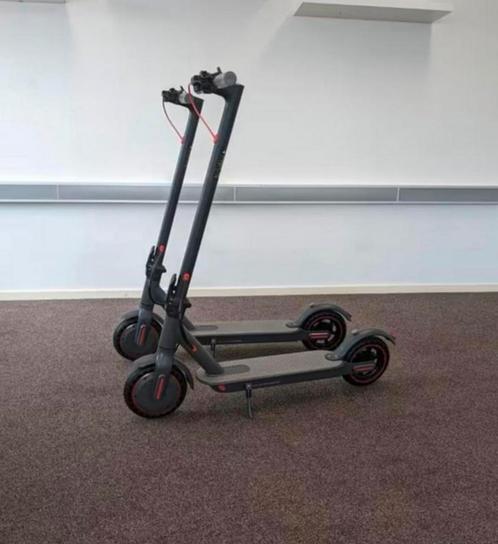 NIEUW Elektrische E-Step D8-Pro M365 350W, Fietsen en Brommers, Steps, Nieuw, Elektrische step (E-scooter), Ophalen of Verzenden