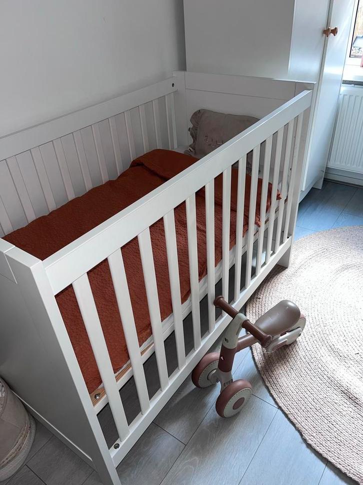 Wit Ledikant - Zo Goed Als Nieuw, Kinderen en Baby's, Babywiegjes en Ledikanten, Zo goed als nieuw, Ledikant, Ophalen of Verzenden