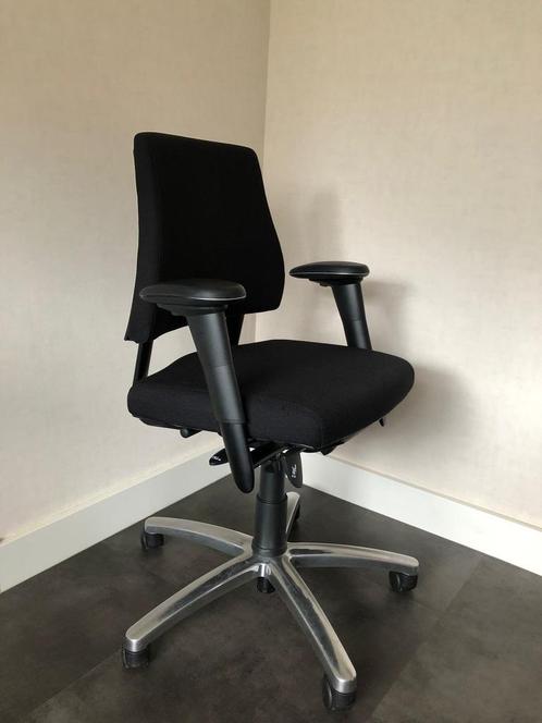 Bma- axia ergonomische bureaustoel/ bureaustoelen 4D armpads, Huis en Inrichting, Bureaustoelen, Zo goed als nieuw, Bureaustoel