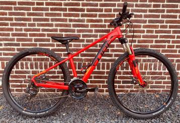 CUBE  mountainbike voor startende junior beschikbaar voor biedingen
