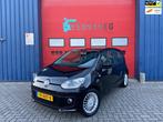 Volkswagen Up! 1.0 high up! | 1e eig | Navi | Airco, Auto's, Euro 5, Stof, Gebruikt, 4 stoelen
