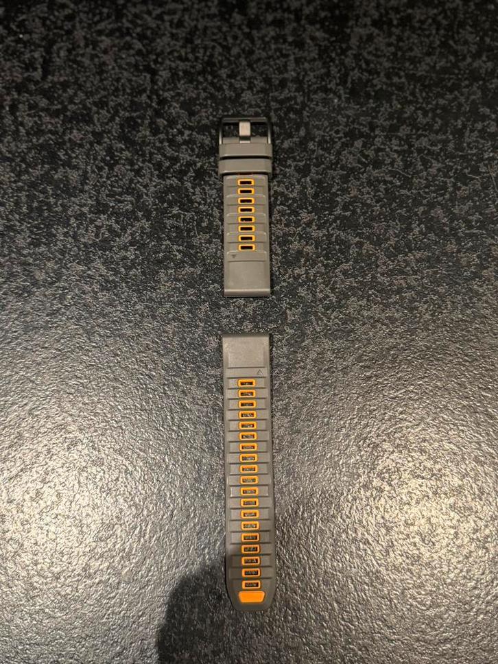 Garmin QuickFit 22mm | Graphite/Spark Orange Silicone, Sieraden, Tassen en Uiterlijk, Sporthorloges, Nieuw, Android, Zwart, Afstand