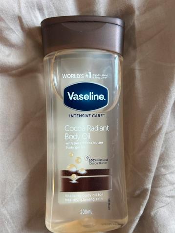 Vaseline Cocoa Radiant Body Oil 200ml beschikbaar voor biedingen