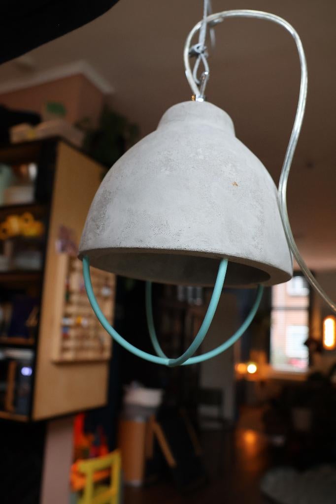 Zuiver hanglamp beton, Ophalen of Verzenden, Zo goed als nieuw, Overige materialen, Minder dan 50 cm