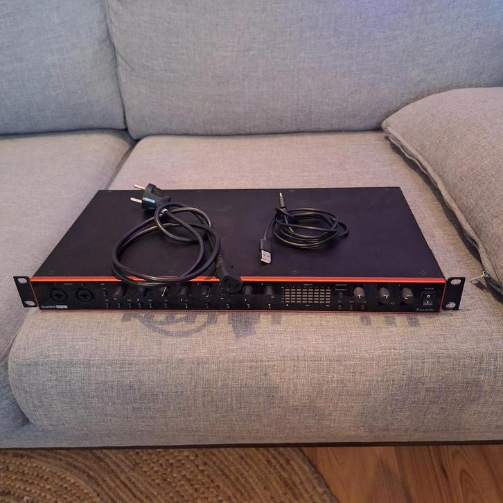 Focusrite Scarlett 18i20 Audio Interface, Muziek en Instrumenten, Mengpanelen, Zo goed als nieuw, 10 tot 20 kanalen, Microfooningang