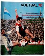 Voetbal '70., Ophalen of Verzenden, Gelezen, Balsport