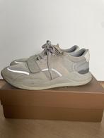 Burberry sneaker 45, Kleding | Heren, Schoenen, Overige kleuren, Ophalen of Verzenden, Sneakers of Gympen, Gedragen