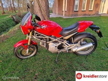 Ducati Monster M600 bouwjaar 1994 zeer mooie staat beschikbaar voor biedingen