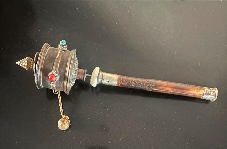 Oude Tibetaanse Gebedsmolen, Antiek en Kunst, Kunst | Niet-Westerse kunst, Ophalen of Verzenden