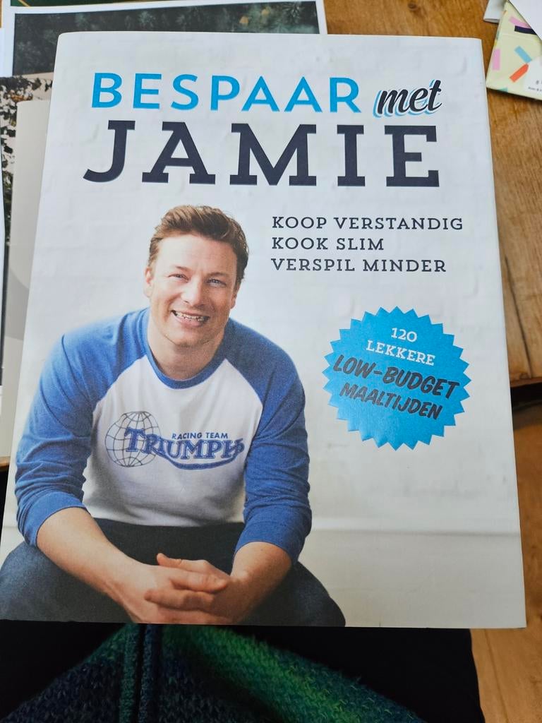 Bespaar met Jamie - Kookboek, Boeken, Kookboeken, Ophalen of Verzenden, Zo goed als nieuw
